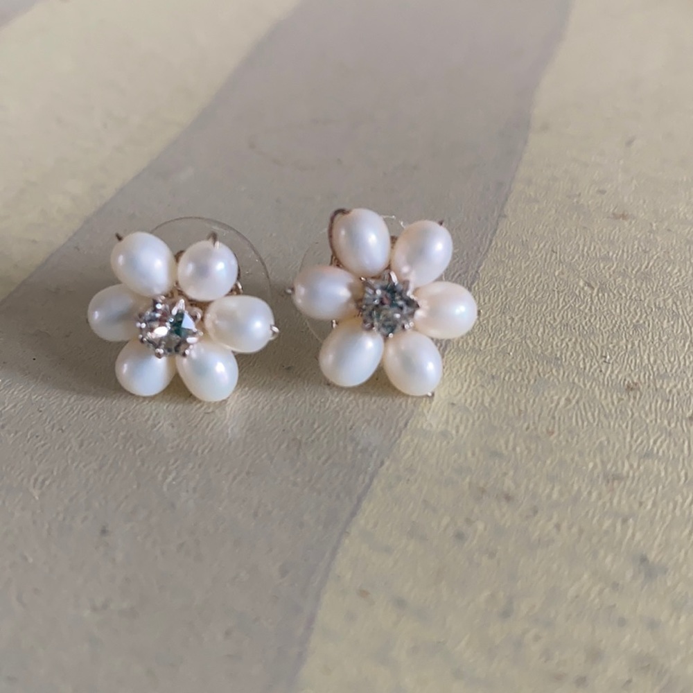 Pearl and Rhinestone Flower Earrings